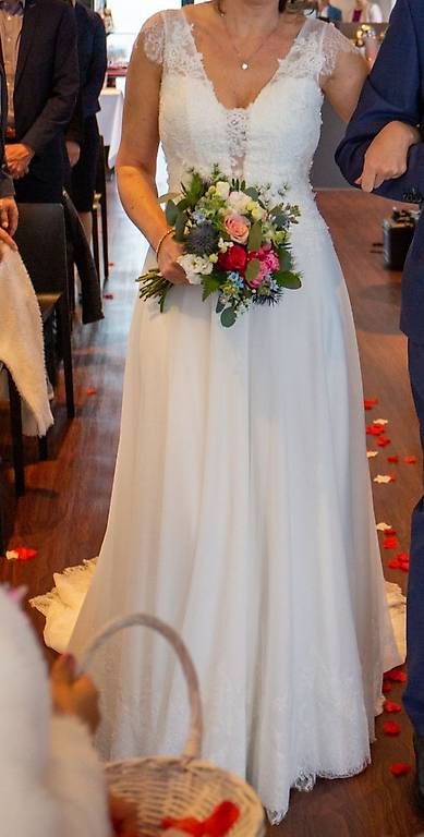Vestiti: Hochzeitskleid mit Spitzen (Gr.36-38) – Usato da Zumikon venduto da Nicci6 3
