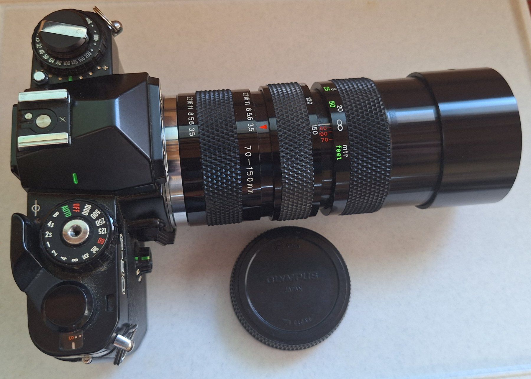 Fotocamera: Chinon CE-4 Spiegelreflexkamera – Usato da Weinfelden venduto da JoeBaer 1