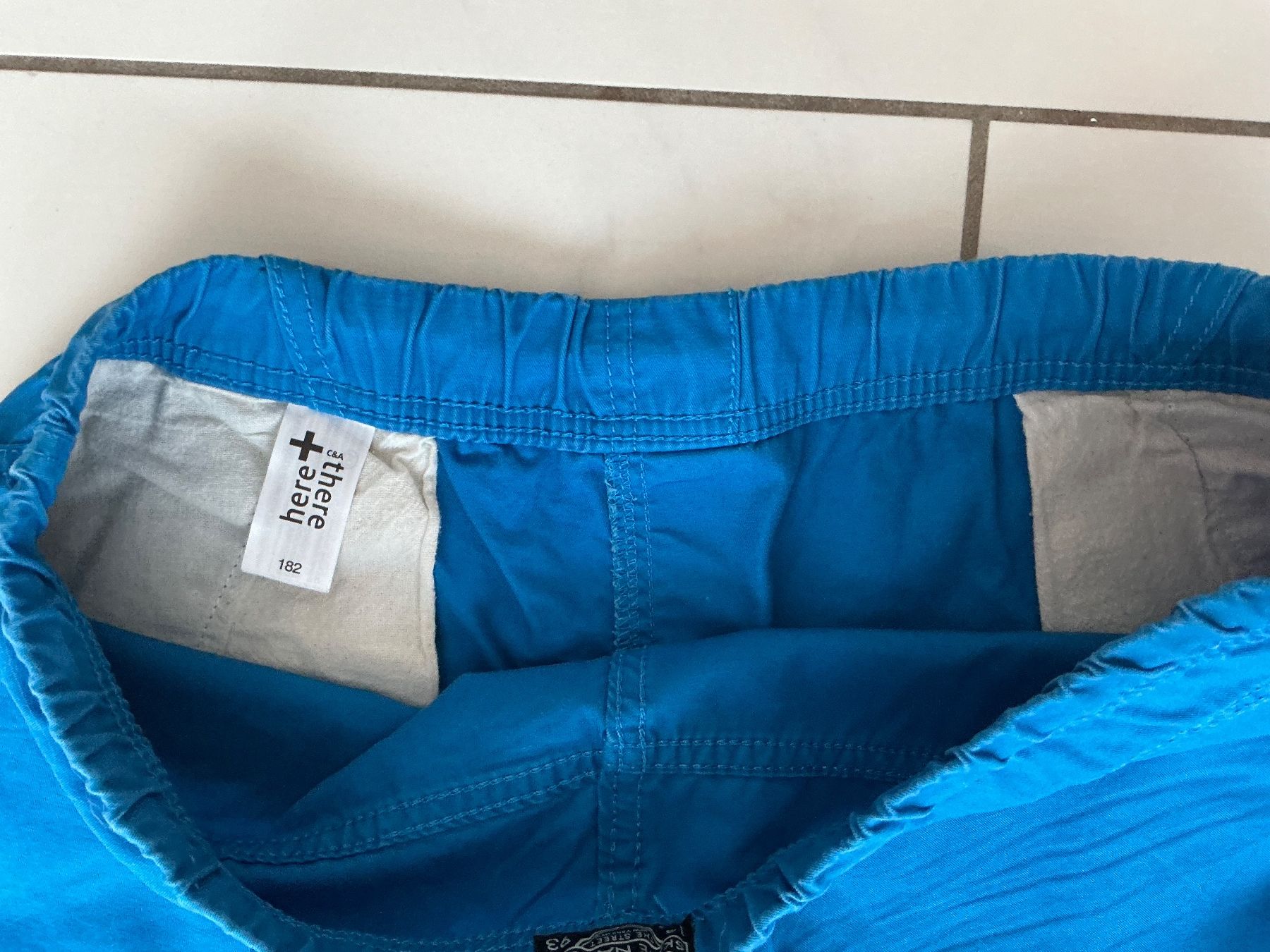 C&A Pantaloni: Neue Bermudas Gr.182 von H&M – Nuovo (secondo la descrizione) da Biel-Benken BL venduto da Sahra1 2