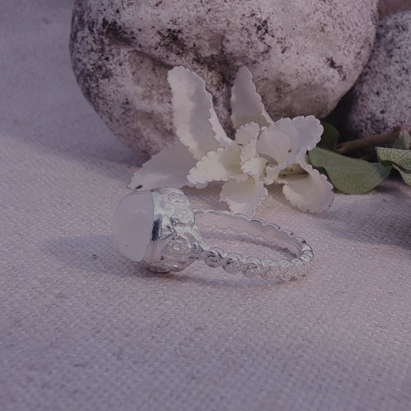Olga Ribler Ringe: Mondstein Ring - Sterling Silber 925 - Grösse 52 – Neu (gemäss Beschreibung) aus Luzern von Schmuckoutlet