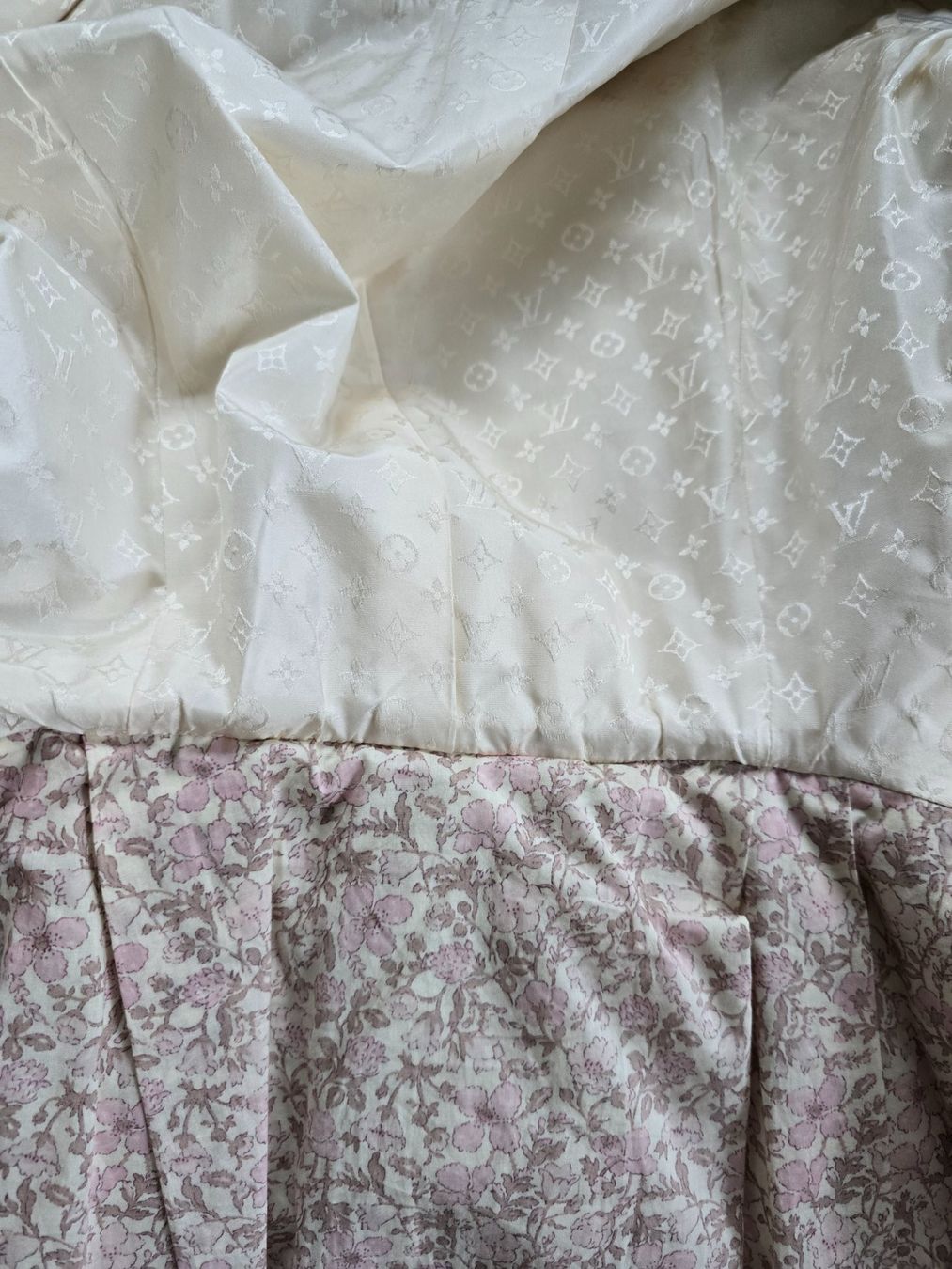 Louis Vuitton Jacken: Louis Vuitton Laufsteg Schösschenjacke Gr. 36 – Gebraucht aus Bottmingen von sandy_2 7