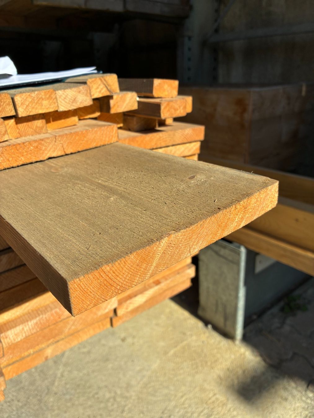Articles en bois: Deckschalung sägeroh, grau – Neuf (Voir description) à Ormalingen par pm-mangold 1