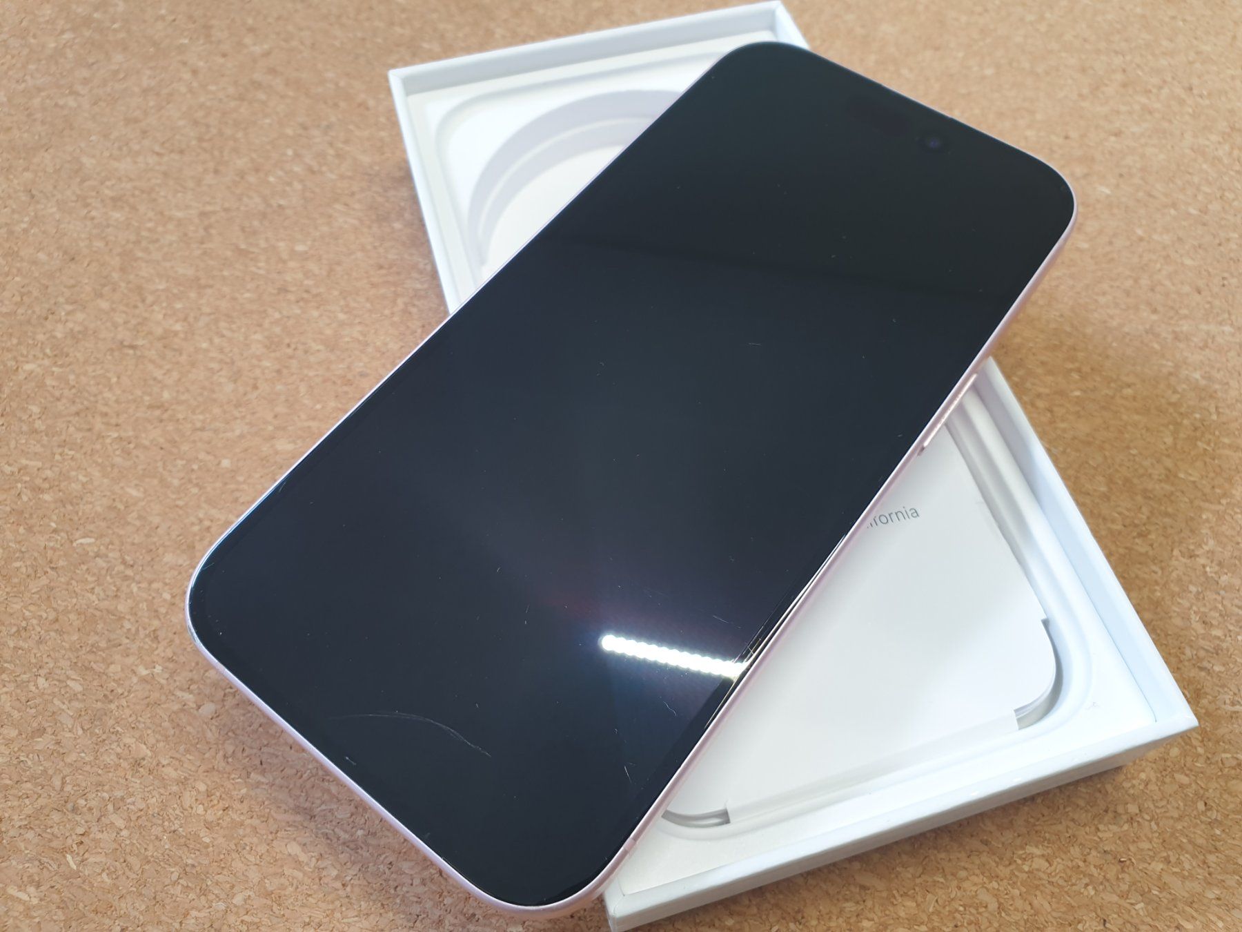 Apple Telefoni cellulari / Smartphones: iPhone 15 Rose Pink – Usato da Neyruz FR venduto da Flyback 1