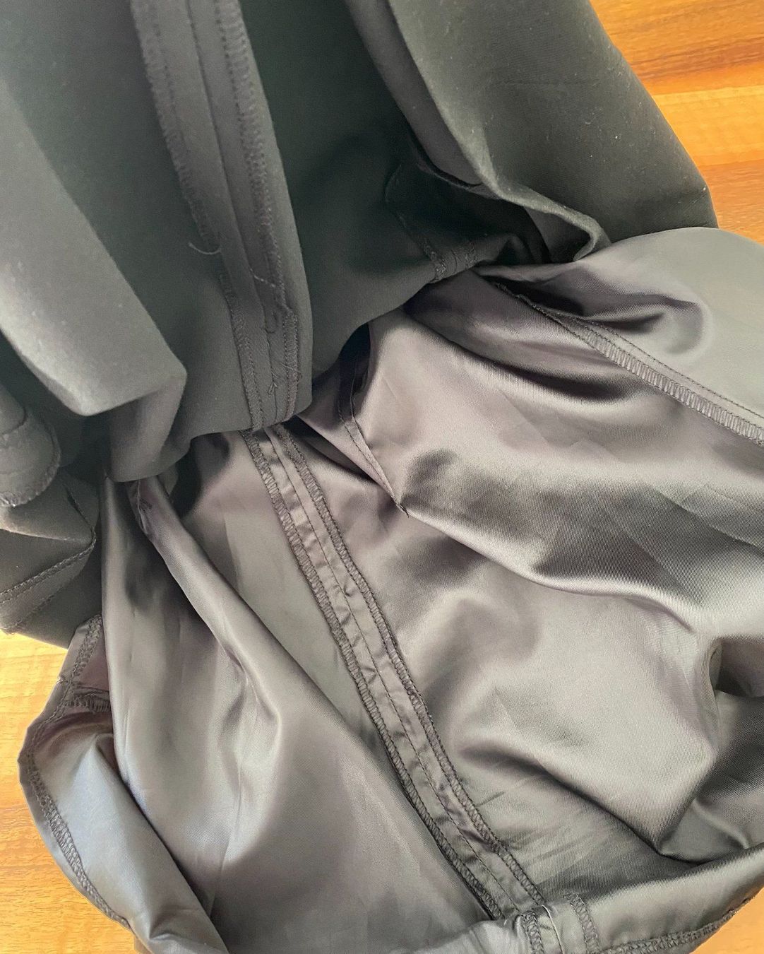 Vestiti: Damenkleid, schwarz, Grösse 36 – Usato da Emmenbrücke venduto da Florentina27 8