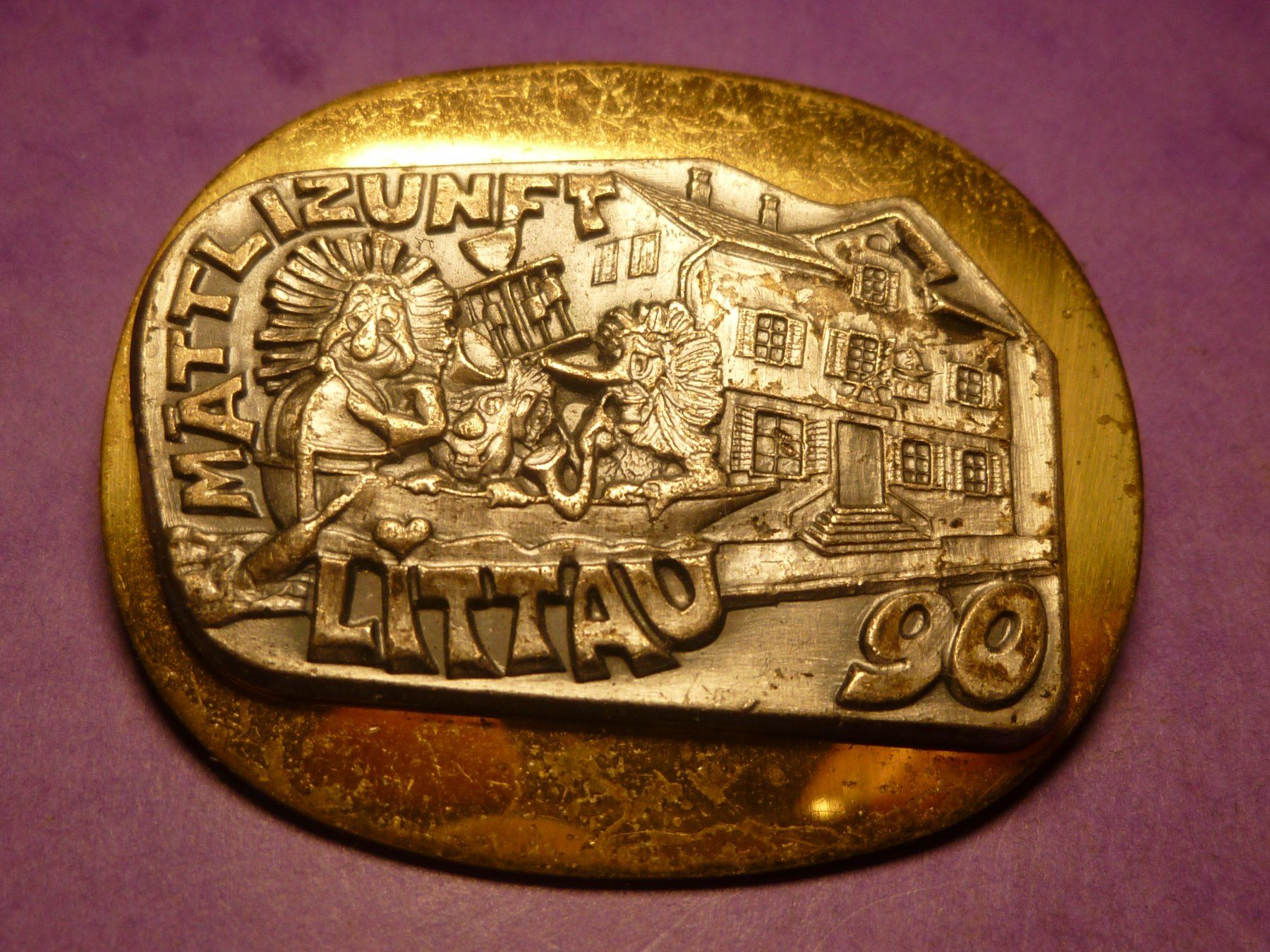 Plaketten & Abzeichen: LITTAU 1990 GOLD – Gebraucht aus Ried (Muotathal) von Mandarin02