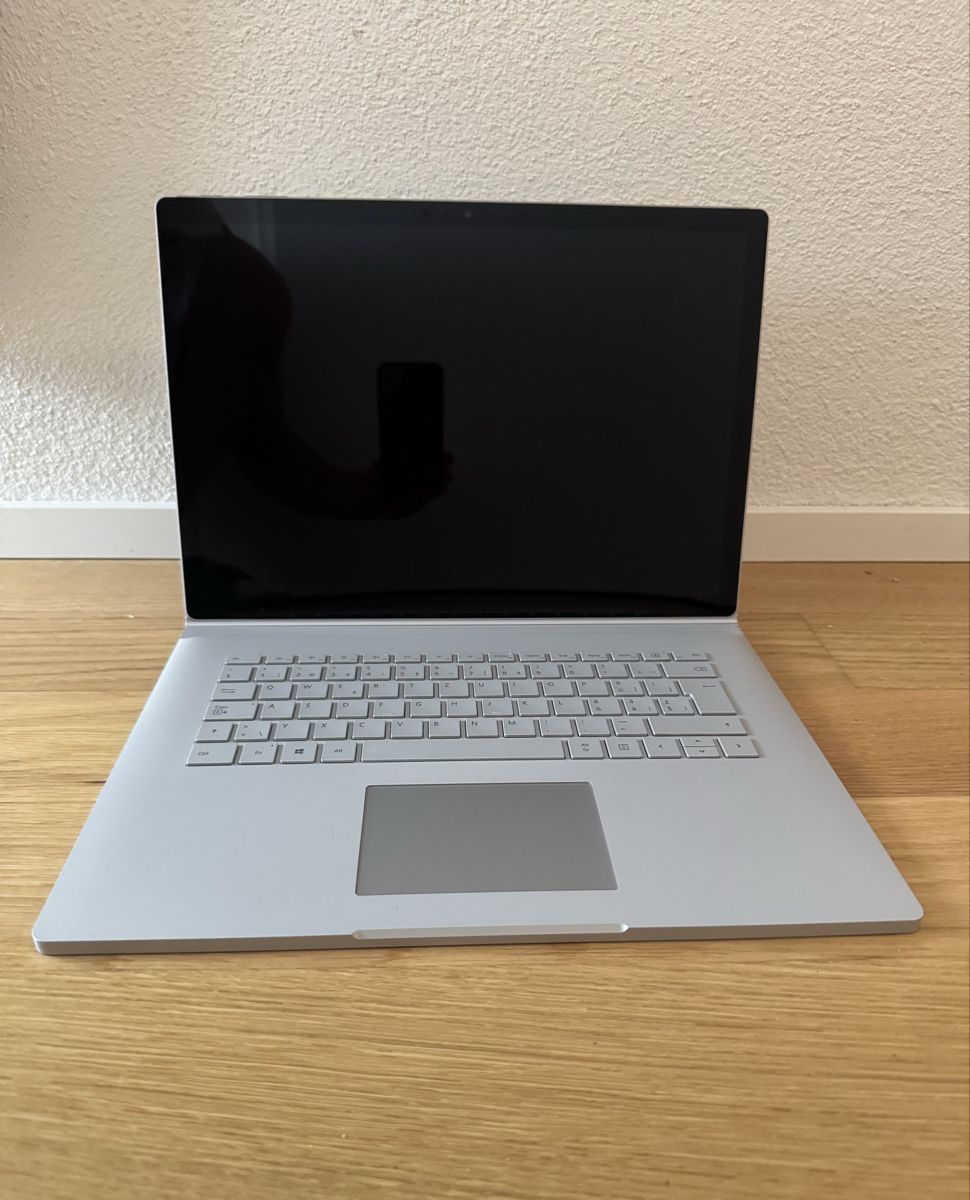 Microsoft Notebooks: Microsoft Surface Book-3  15" (i7, 16GB, 256GB, GPU) – Gebraucht aus Pfäffikon ZH von Alex_1995