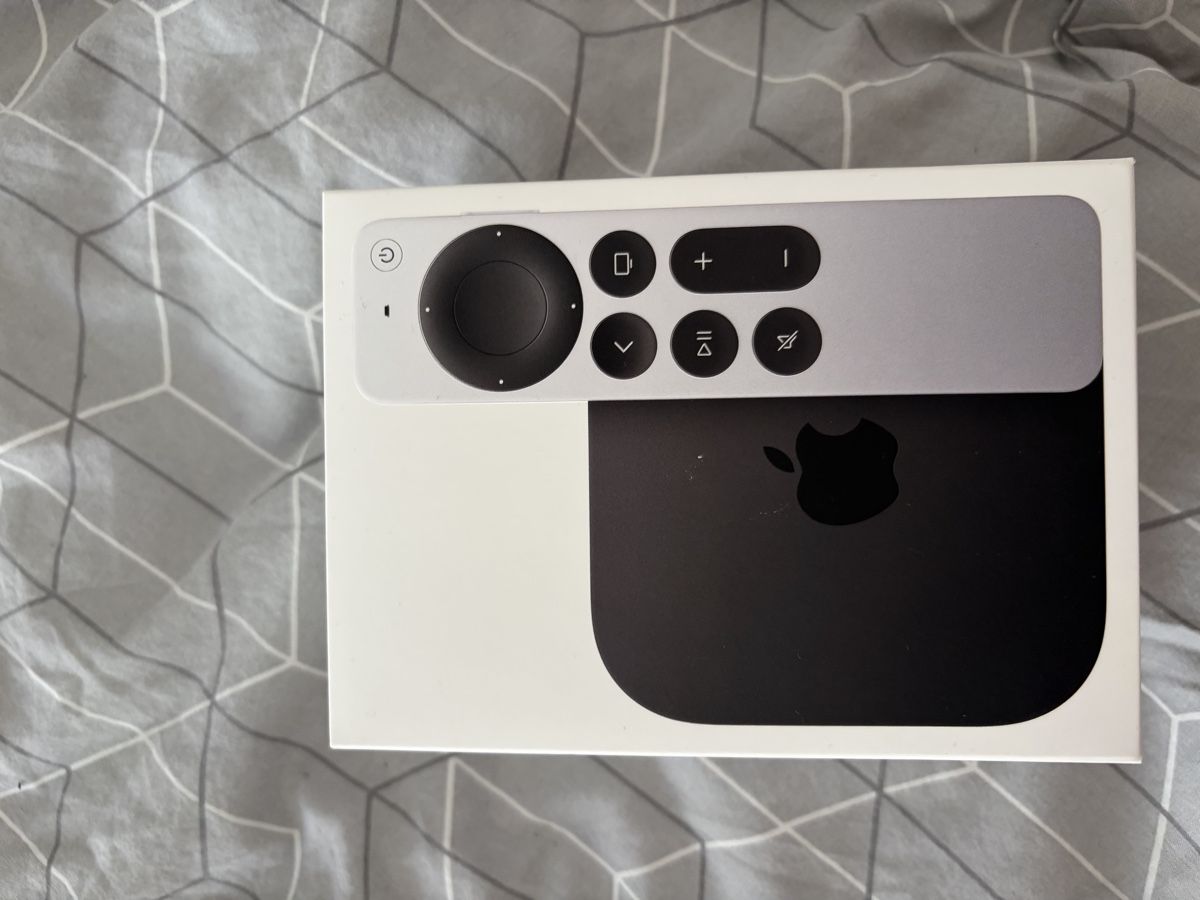 Apple Lettore multimediale & Streamer: Apple TV 4K Wi-Fi 2026 + Ethernet A15 – Nuovo e nell'imballaggio originale da Delémont venduto da m7z_rfl6
