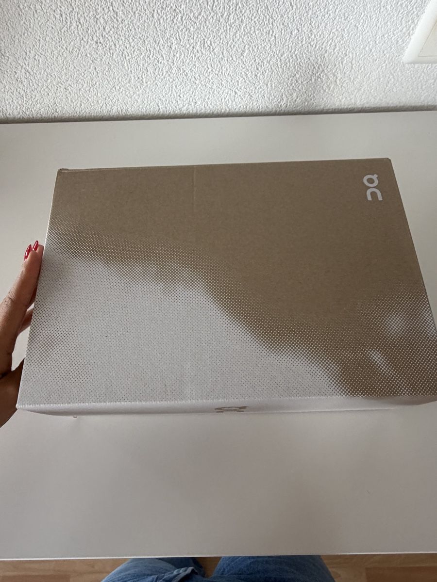 On Scarpe da uomo: On Running Women Cloud X4 – Nuovo e nell'imballaggio originale da Wallisellen venduto da Selin_Achermann 6