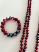 ROTE PERLENKETTE UND ARMBAND SET