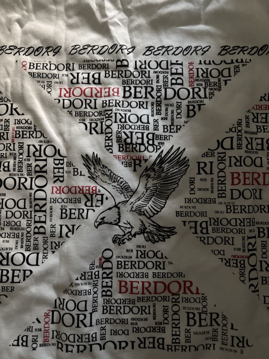 T-shirt: T-Shirt Berdori – Nuovo (secondo la descrizione) da Dübendorf venduto da dor_2yvd 3