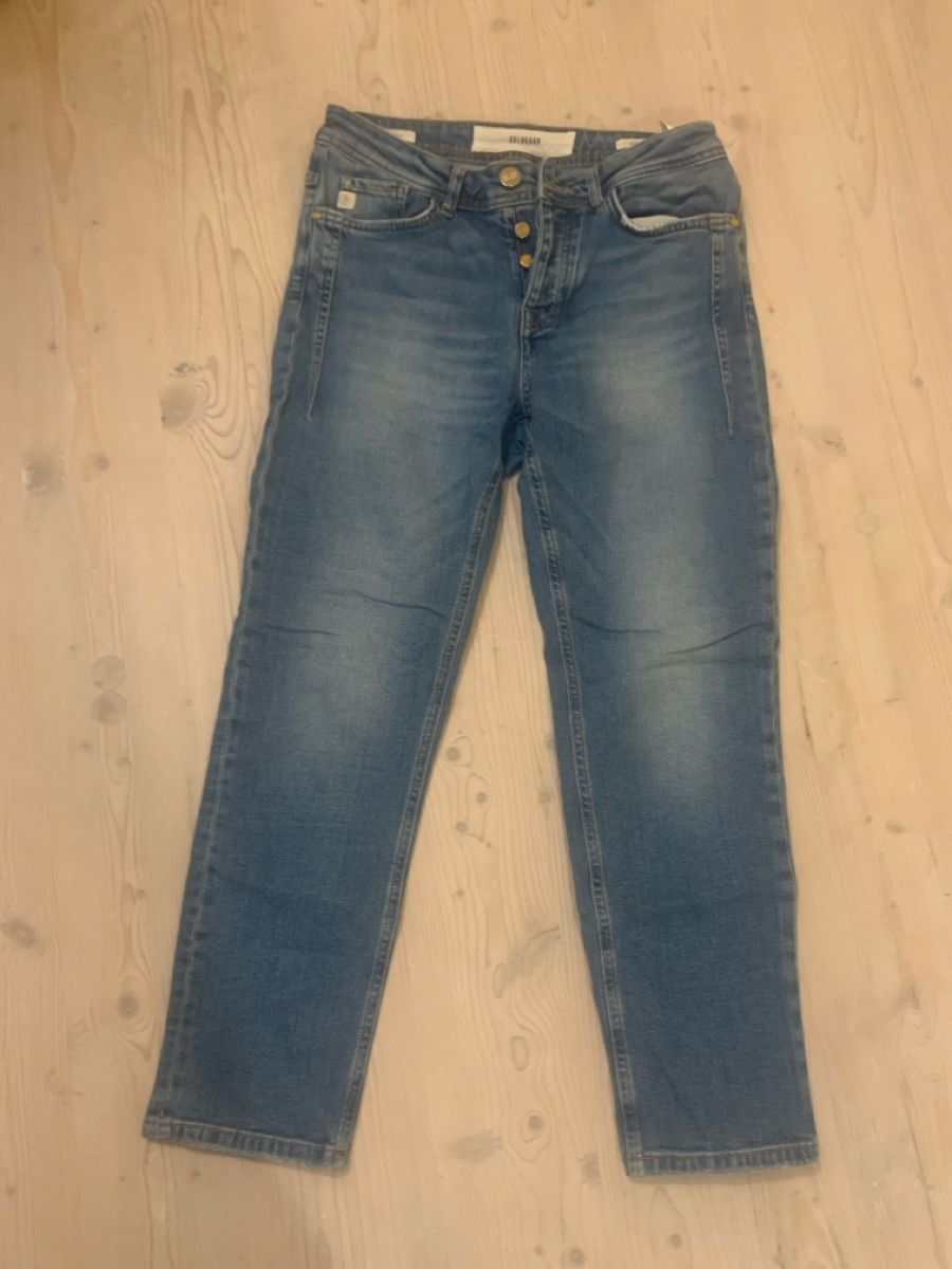 Jeans: Goldgarn Jeans Relaxed Fit Gr. 27 – Gebraucht aus Amriswil von rah_hd2j