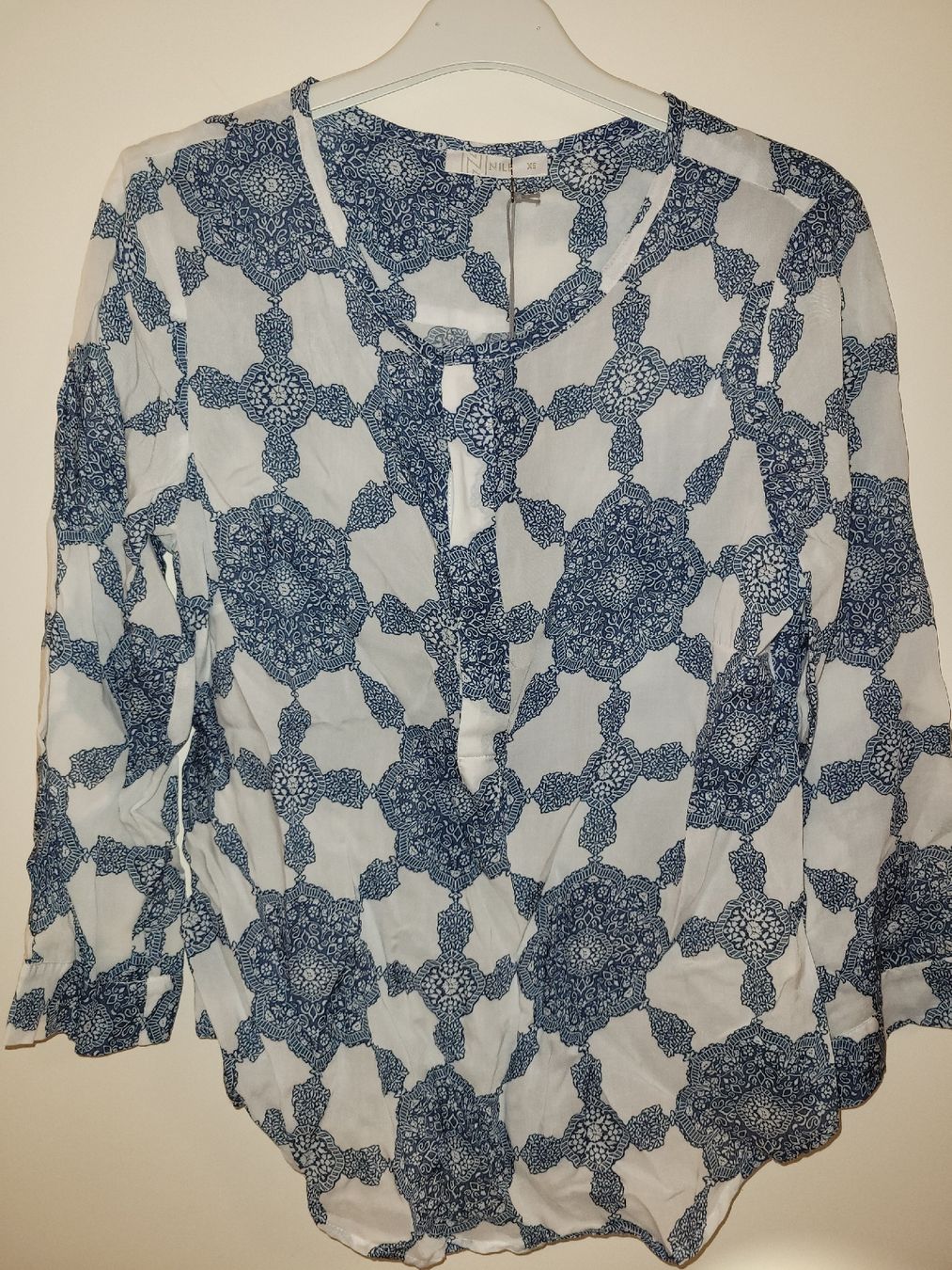 Nile Blusen: nile bluse neu gr. xs – Neu und originalverpackt aus Urdorf von Mico.I 1