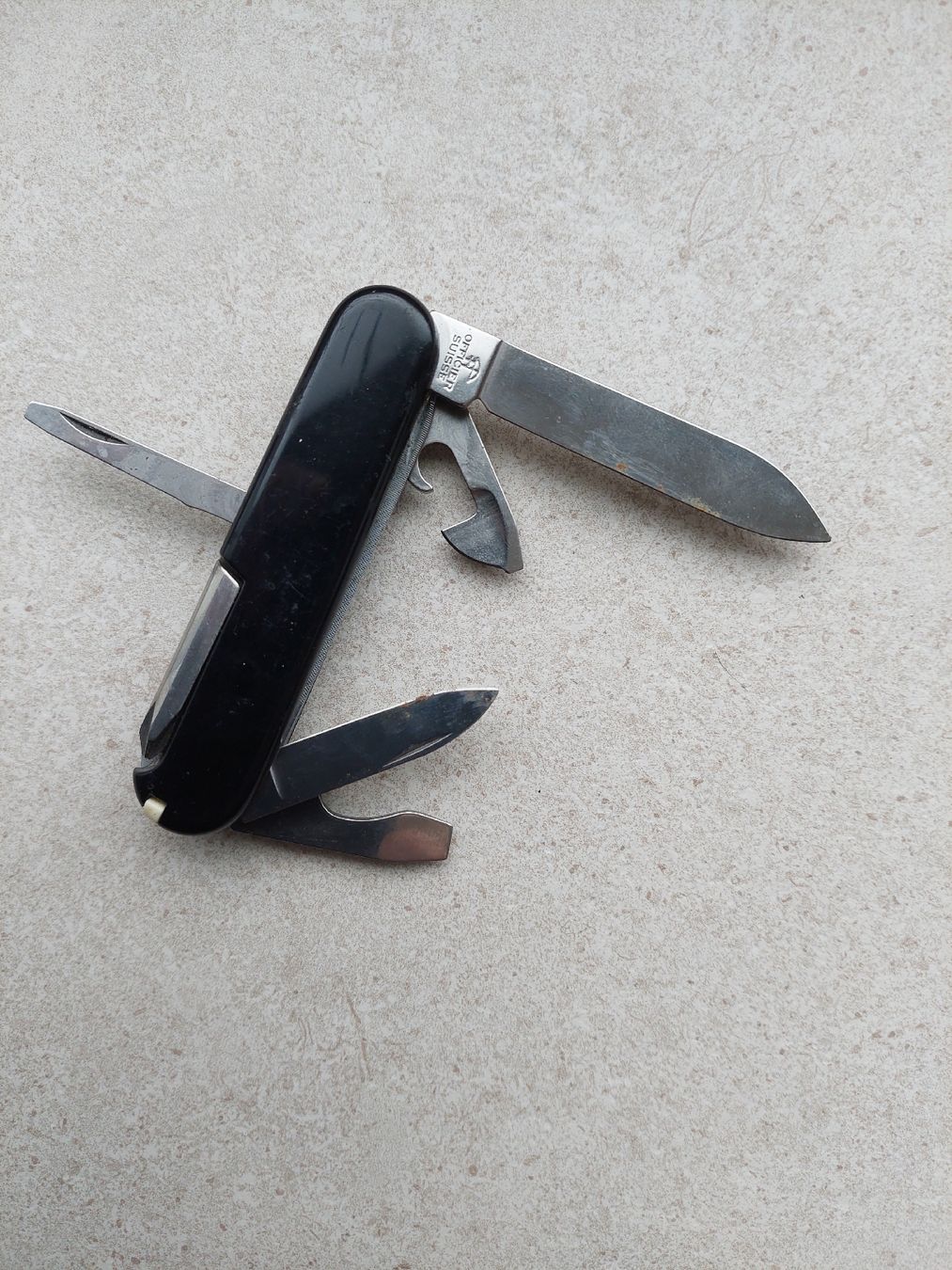 Coltelli tascabile: Schweizer Taschenmesser Victor Inox – Usato da Dübendorf venduto da Cheers3