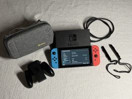 Nintendo Switch V1 (HAC-001) inkl. Dock, Joy-Cons & Zubehör