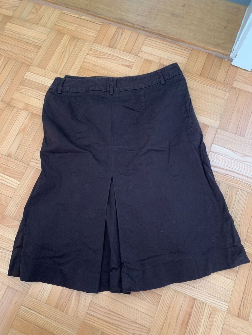 Zara Gonne: Dunkelbrauner Jupe ZARA BASIC Grösse: 36 – Usato da Zürich venduto da chi82 3