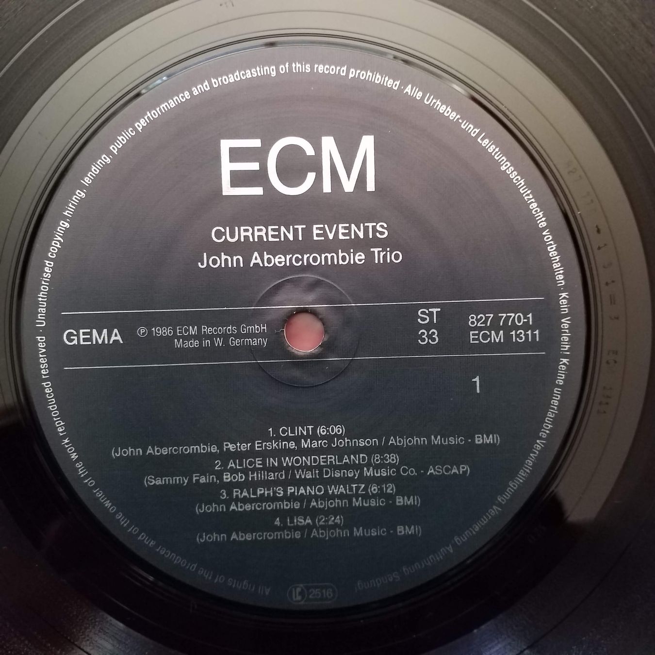 Dischi in vinile: JOHN ABERCROMBIE,  current events - 1st 1986  - NEW - – Nuovo (secondo la descrizione) da Yverdon-les-Bains venduto da Jacotreut 2