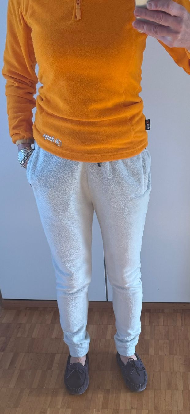 Colmar Pantaloni: COLMAR Hose Beige – Nuovo (secondo la descrizione) da Adliswil venduto da Jessik0