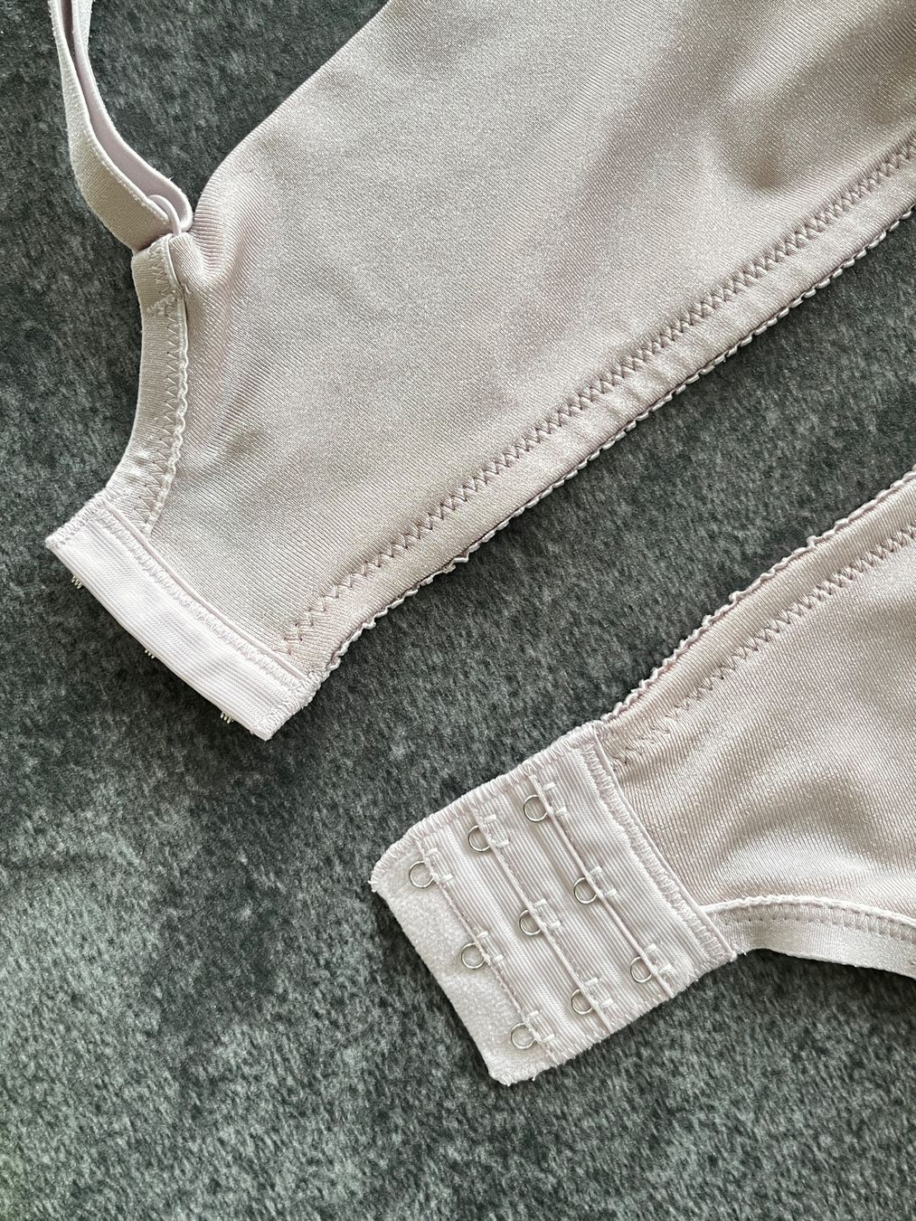 Sonstige Unterwäsche: BH in Lotuslilafarbe - Größe 75C, 34C – Gebraucht aus Kilchberg ZH von Simlife 7