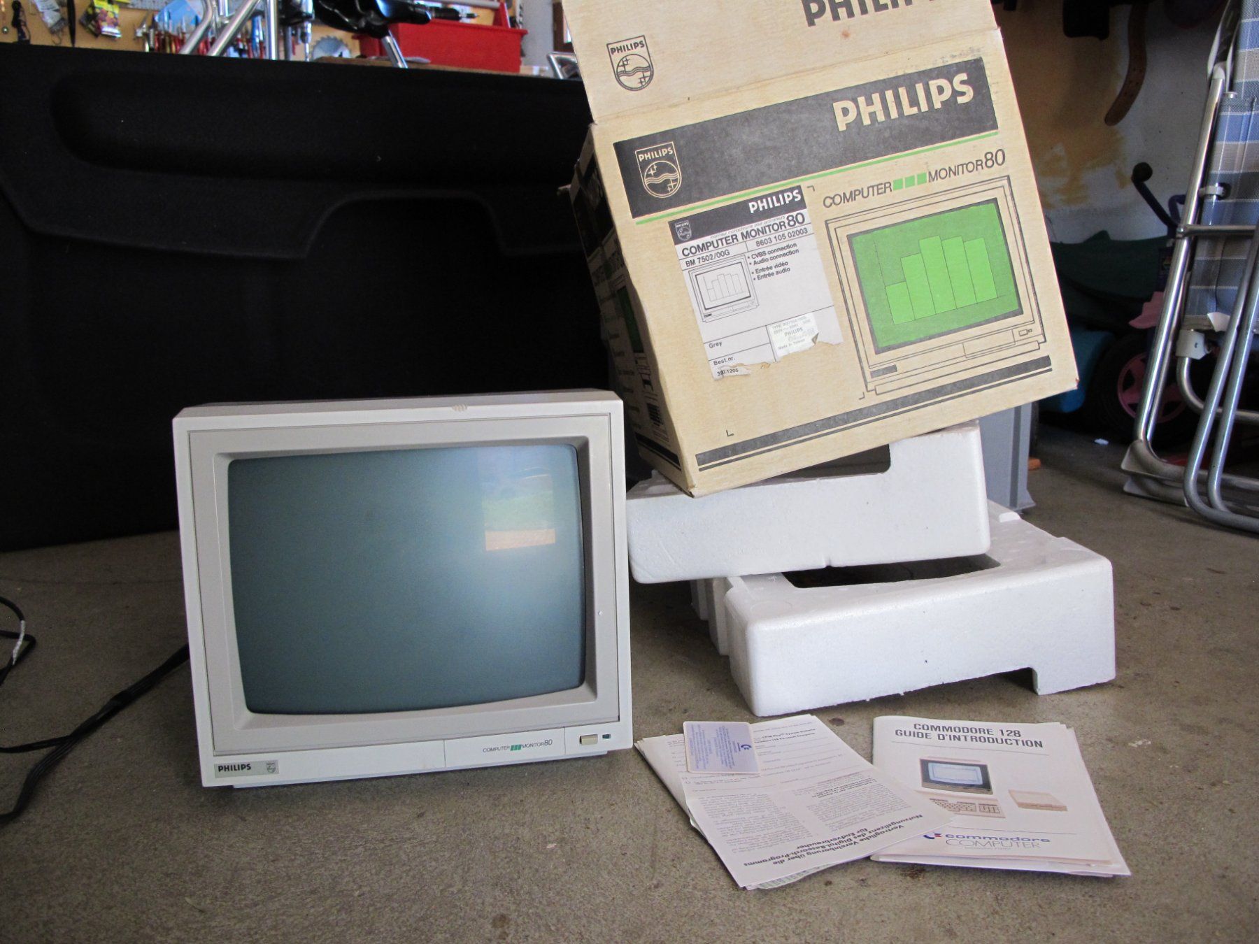 Commodore PCs: A vendre PC Commodore 128 – Gebraucht aus Ependes von Bernol 1
