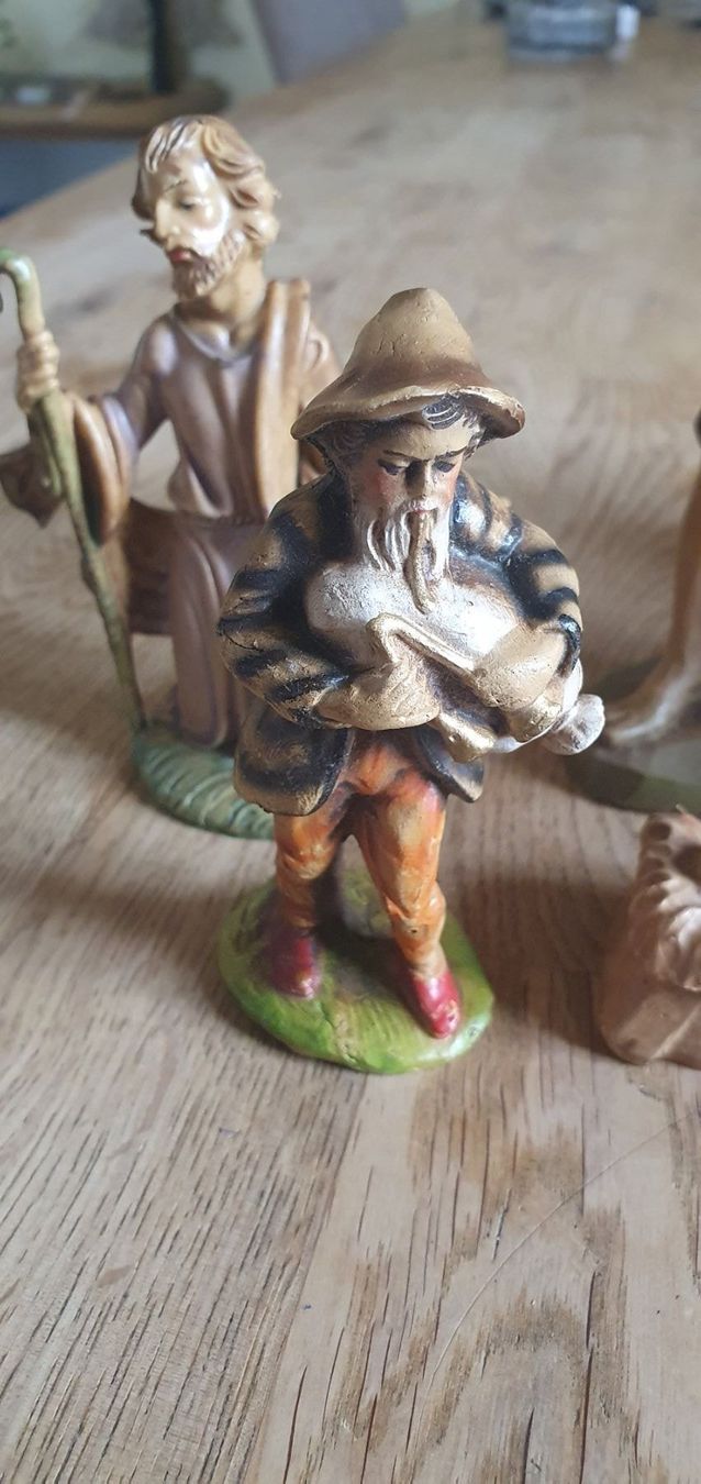 Statuette: Schöne Krippenfiguren – Usato da Flawil venduto da Naphtali 2