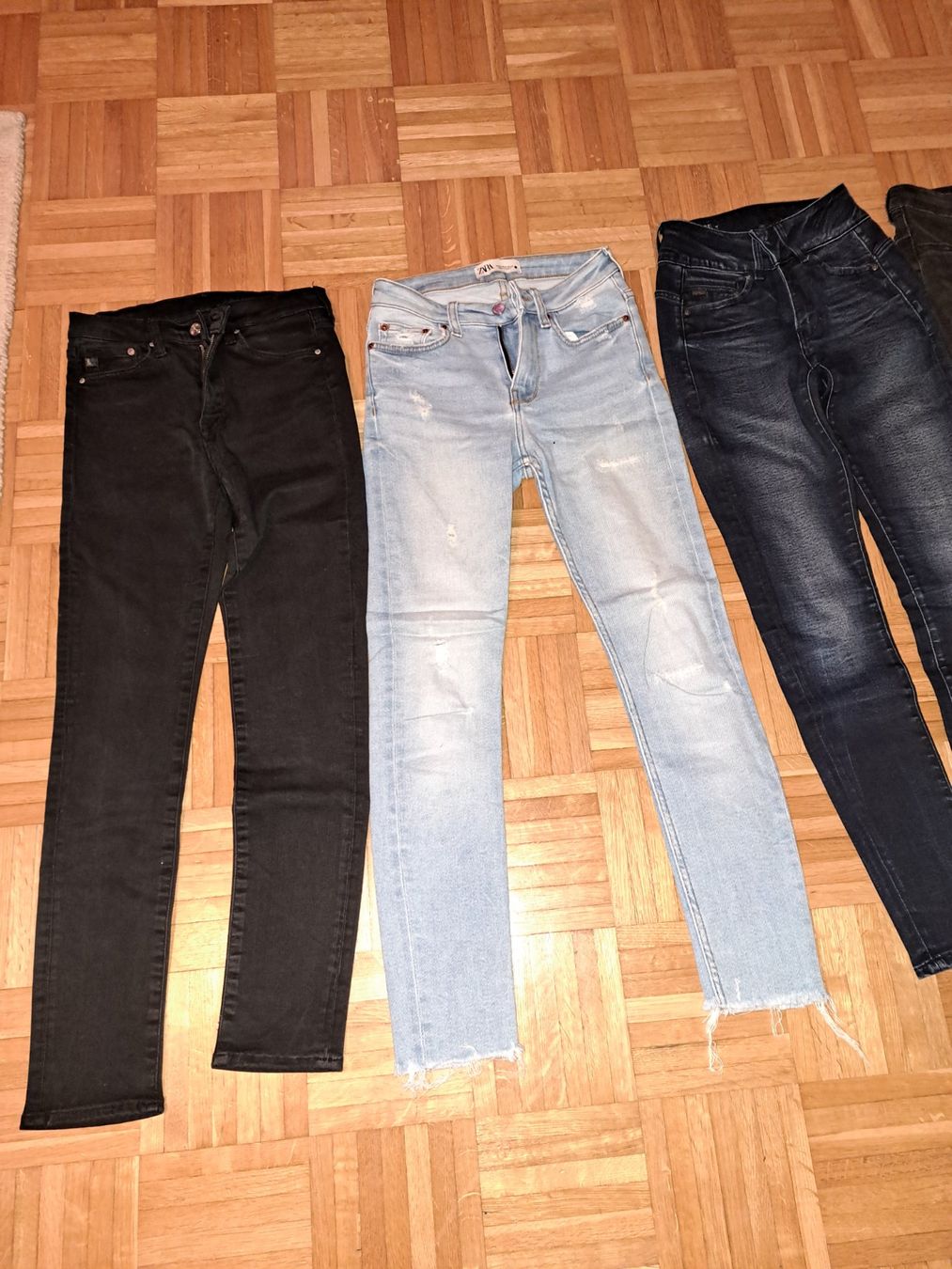 Jeans: Slim Fit Jeans XS – Usato da Effretikon venduto da gonzzi 1