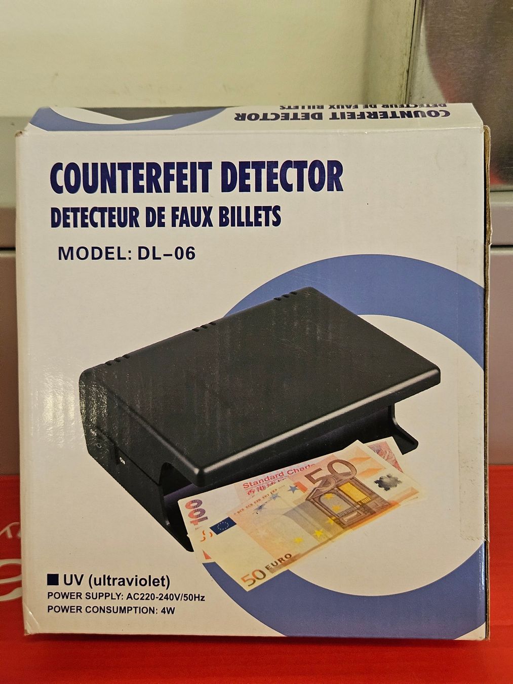 Banconote: GeldscheinPrüfer UV-Leuchtstoffröhre Geldscheintester 220V – Nuovo e nell'imballaggio originale da Kloten venduto da Thaipc 1