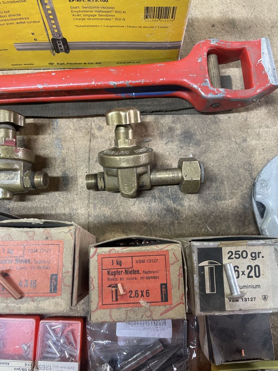 Tous les outils: Spenglerwerkzeug  – D'occasion à Huttwil par boumi06 2