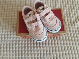 NEU Vans Schuhe Grösse 20