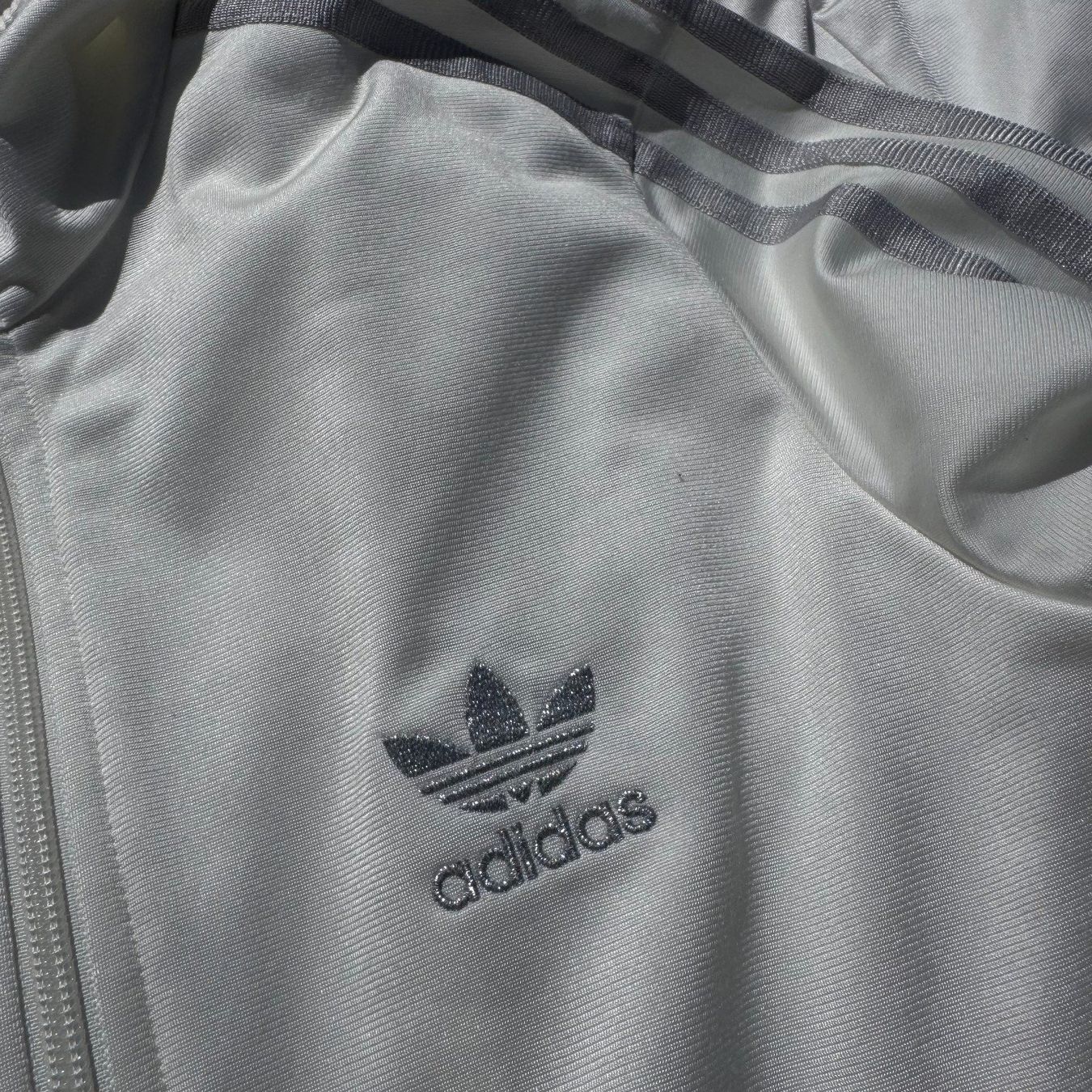 Adidas Completi & Tailleur: Adidas Firebird white Y2K track set – Usato da St. Gallen venduto da sourced_limited 6