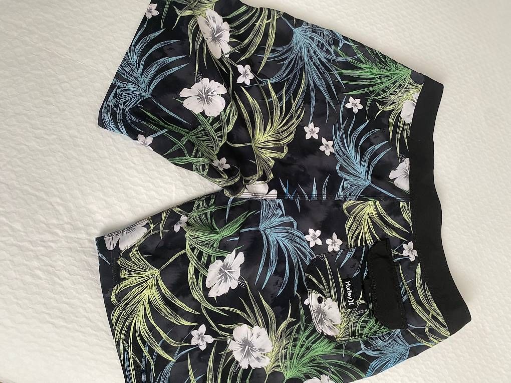 Costumi da bagno: BOARDSHORT HURLEY - NEU - Grösse 32 – Nuovo (secondo la descrizione) da Chiasso venduto da alb_d7md 3