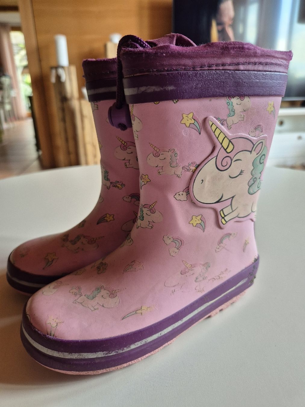 Scarpe per ragazze: Gummistiefel Einhorn ab 1.-  Gr.27 – Usato da Wynigen venduto da La_Talpa