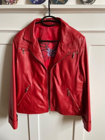 Lederjacke Nappa rot, aus einer bekannten Manufaktur