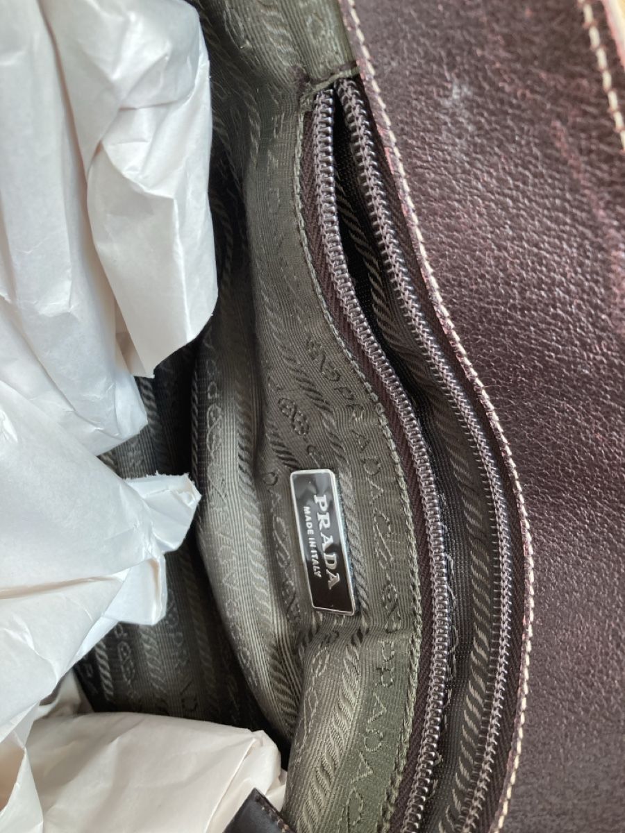 Prada Taschen: Prada Tasche Gross für Laptop – Gebraucht aus Zürich von EUTJAVA 3