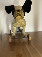 Bully von Steiff auf Rädern 