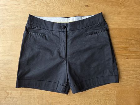 Schwarze Shorts von H&M, Grösse 36 - top Zustand!