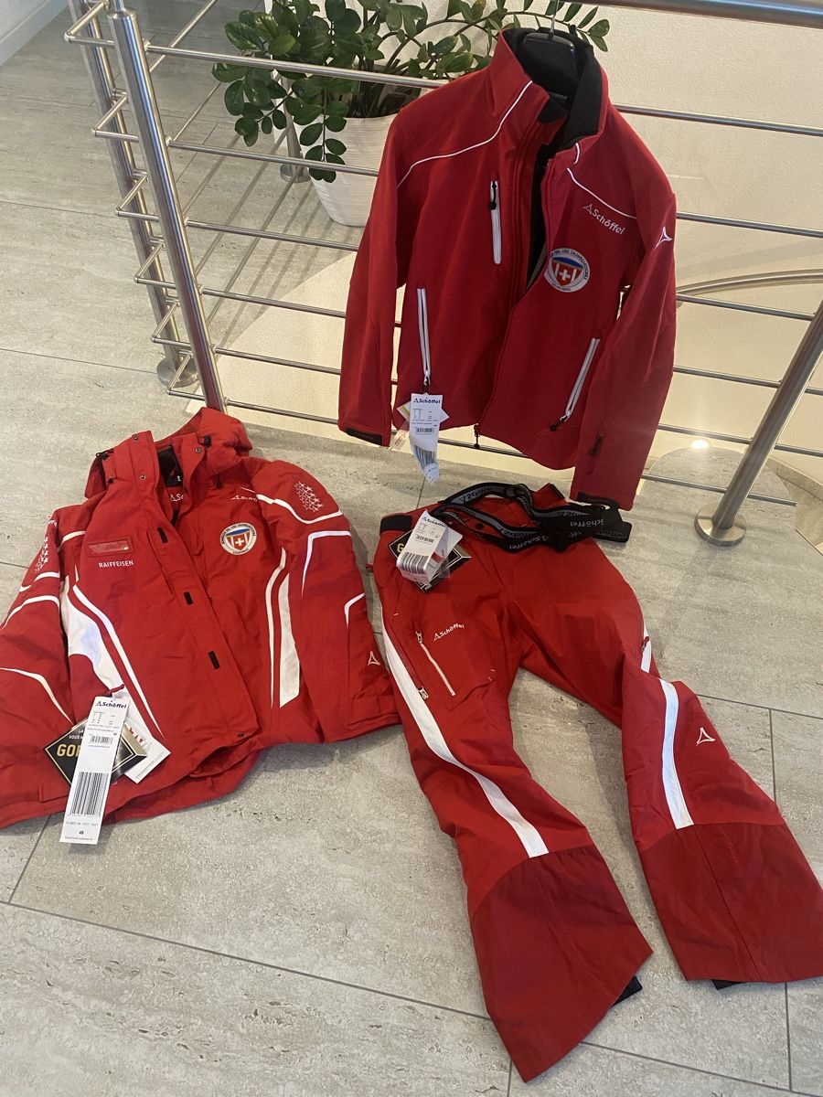 Completi & Tailleur: Schöffel Profi Skianzug Damen Gr M – Nuovo (secondo la descrizione) da Birrwil venduto da Bendegriz