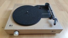 Plattenspieler mit 2 Lautsprecher