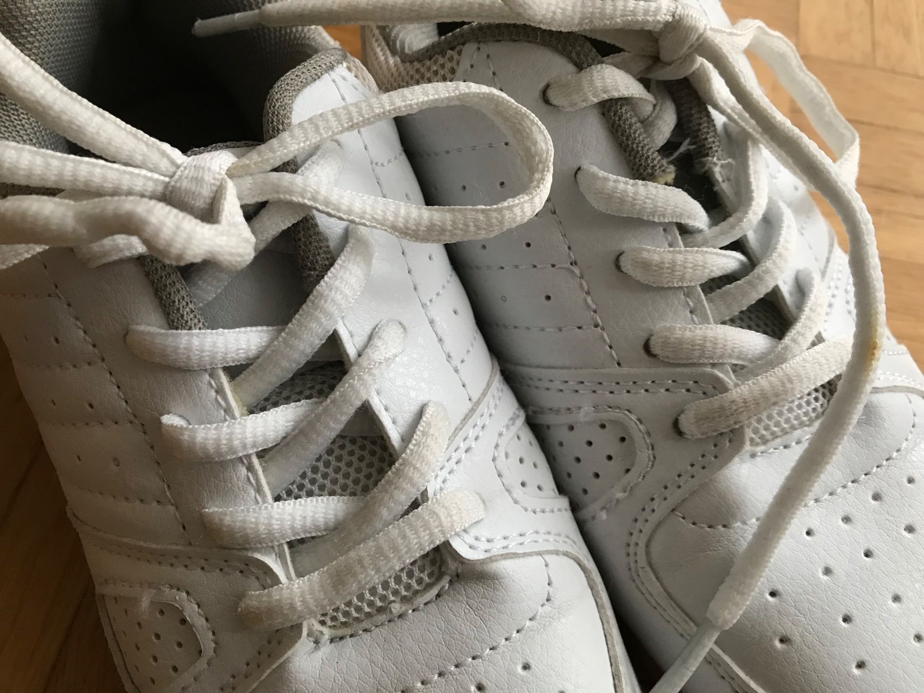 Schuhe für Mädchen: Turnschuhe von Kids Grösse 32 weiss – Gebraucht aus Emmenbrücke von Hathor123 5