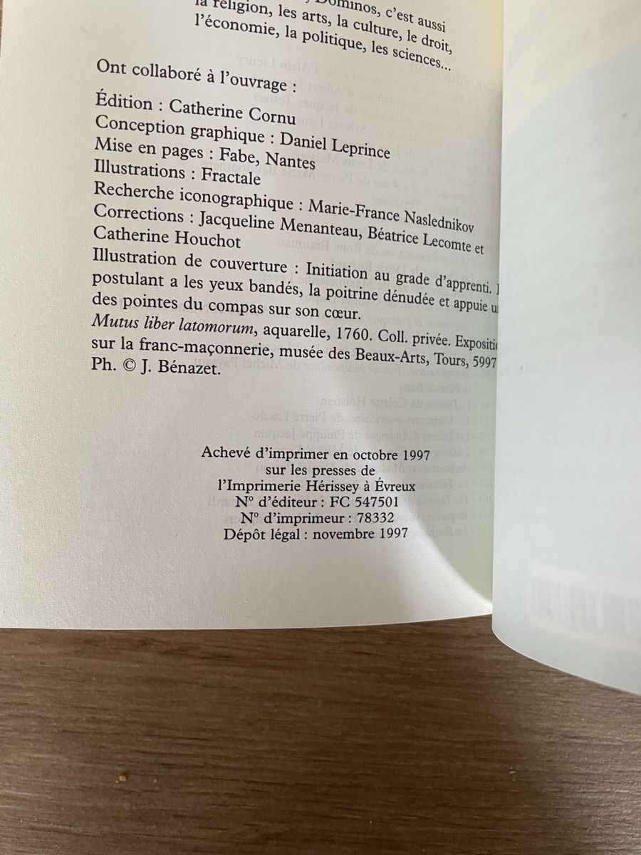 Libri: Livre - La Franc-Maçonnerie - Pierre Simon – Usato da Lonay venduto da ju-71 2