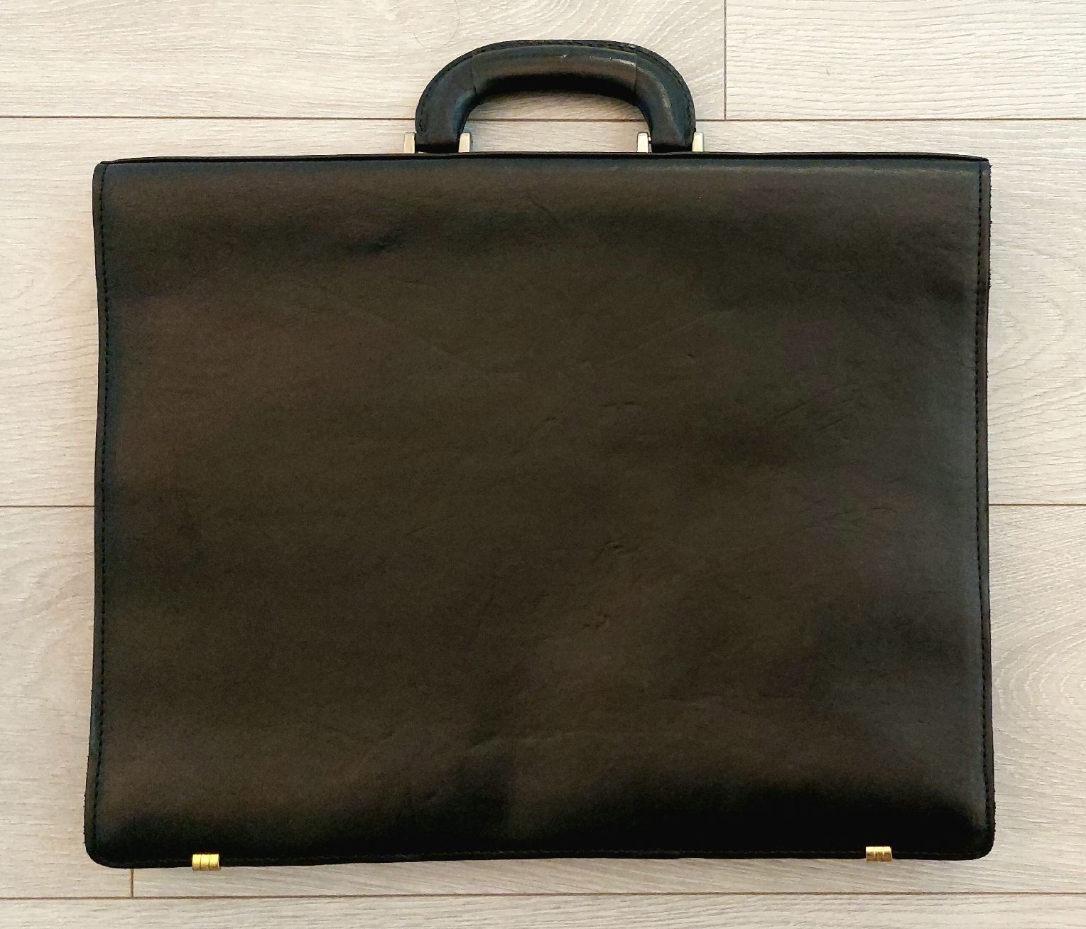 Taschen: I SANTI BORSA IN PELLE – Gebraucht aus Cadenazzo von tur_vt92 1