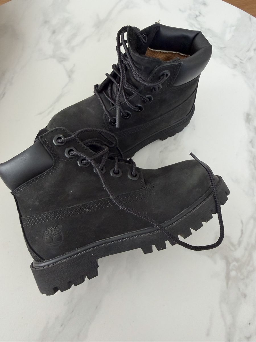 Timberland Chaussures garçon: Timberlands 25.5 – D'occasion à Bad Ragaz par asi_dq2k 3