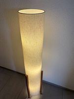 Tripod Stehlampe