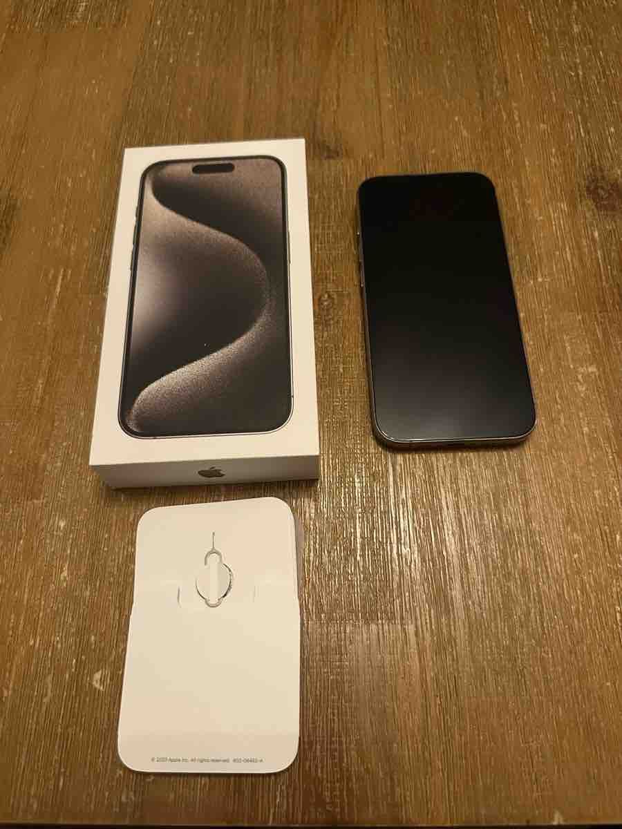 Apple Handys / Smartphones: Apple iPhone 15 Pro im TOP Zustand – Gebraucht aus Rothenburg von Tolli13 1