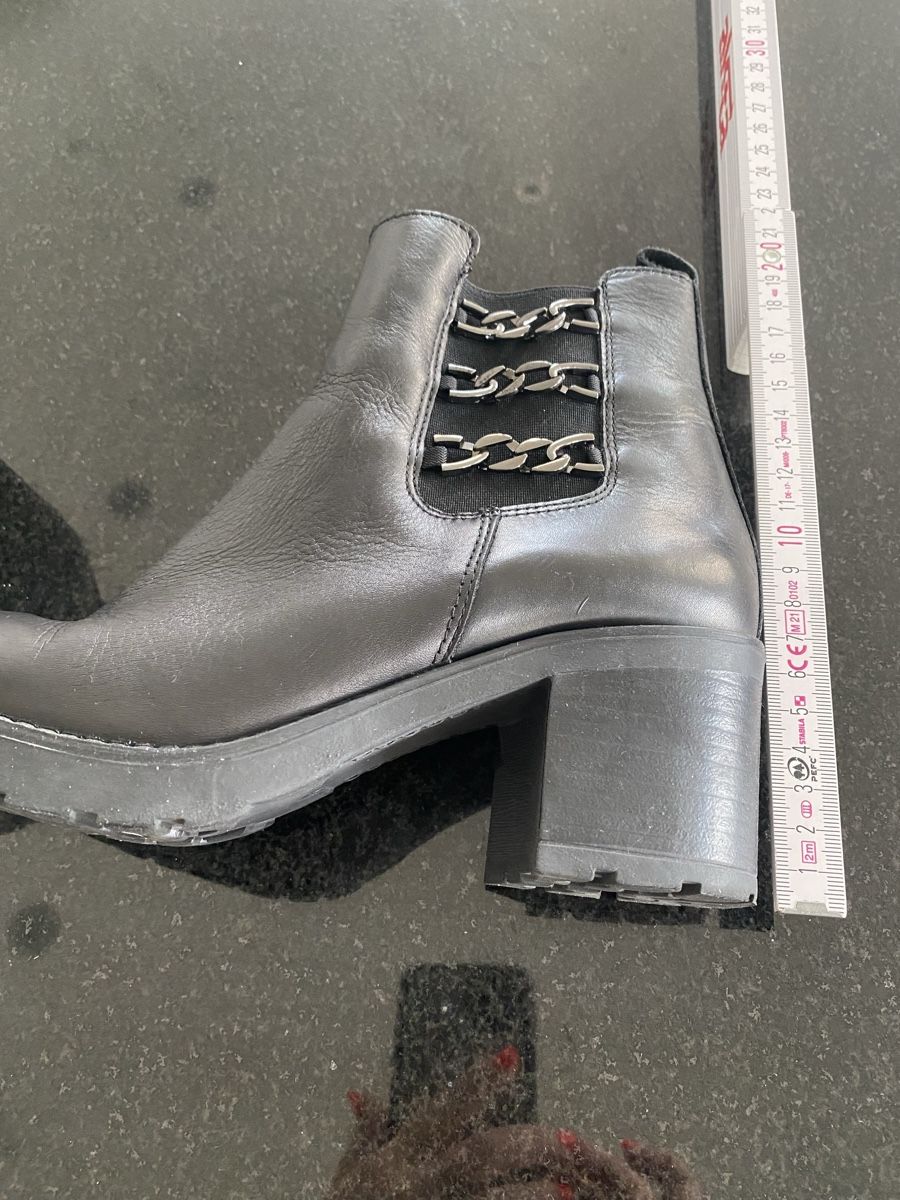 Scarpe da donna: Stiefeletten – Usato da Hagendorn venduto da Shira026 1