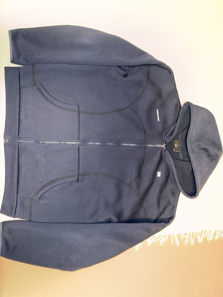 Live Fast Die Young Pullover & Sweatshirts: LFDY Active Fleece Hooded Zip – Gebraucht aus Zürich von ramce48