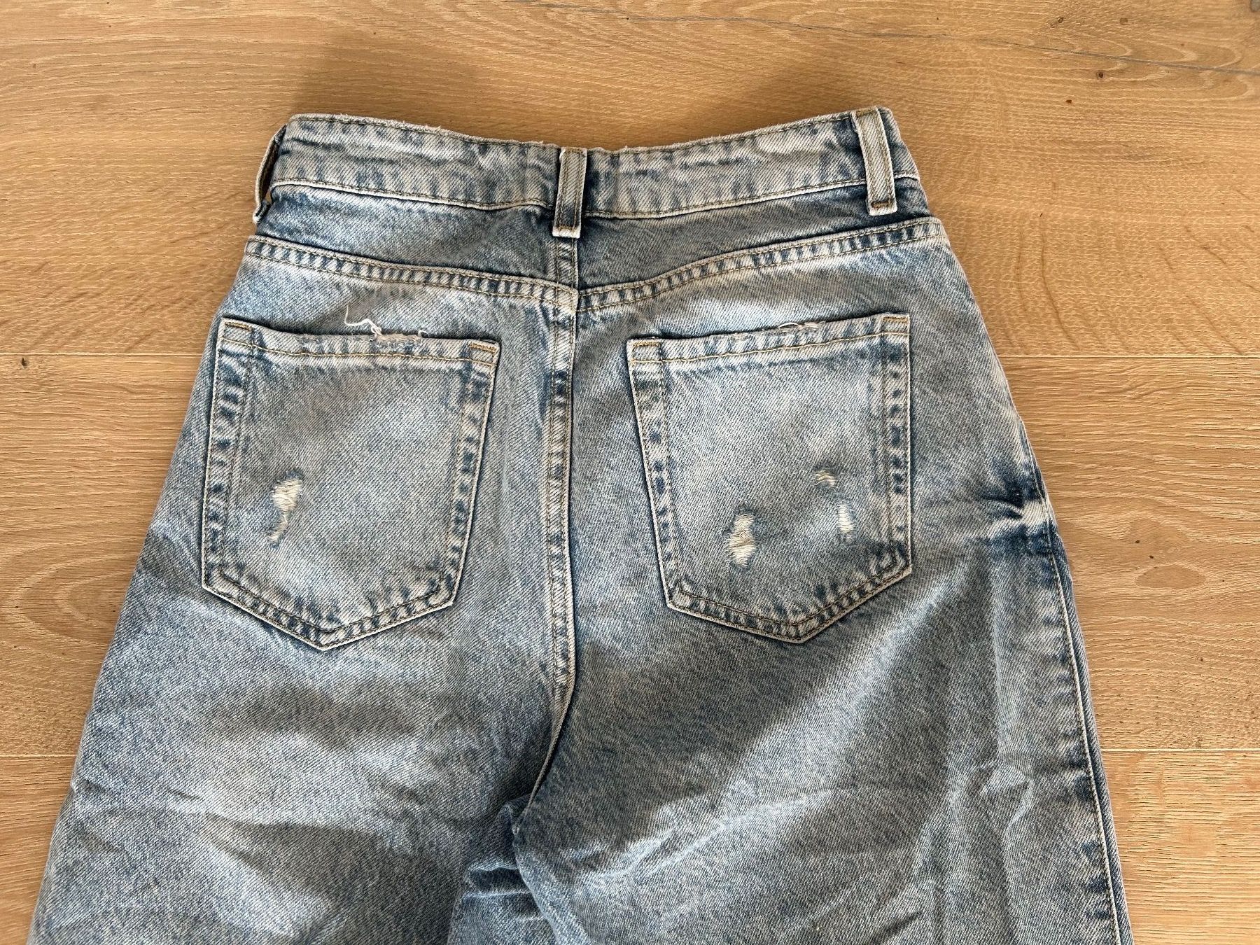 Tally Weijl Pantaloni: Hellblaue Balloon-Jeans Grösse 34 – Usato da Niederhelfenschwil venduto da aur_ms6f 5