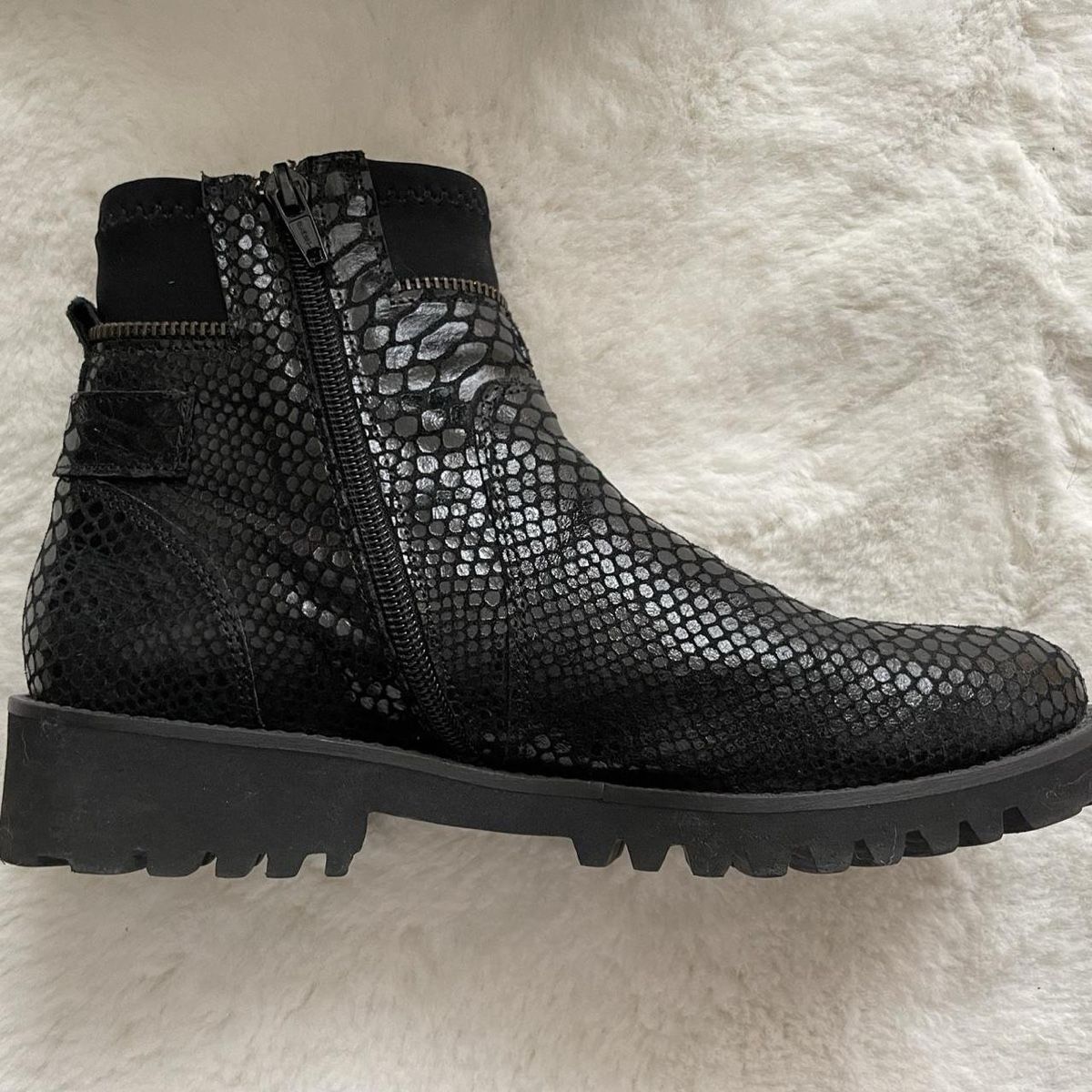 Damenschuhe: Bottines noires – Gebraucht aus Concise von Lae99 3