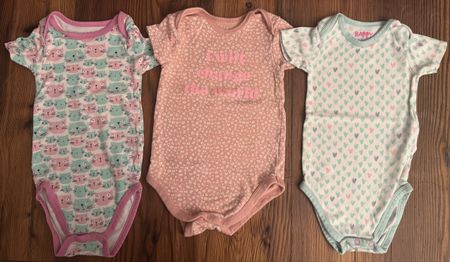 3er Set Baby Bodys Gr. 86/92 & 98, Top Zustand für den Somme