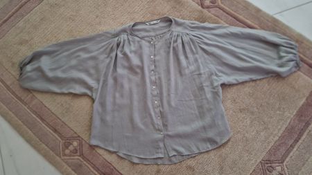 Wunderbar luftig leichte Bluse ZARA grau Gr. L