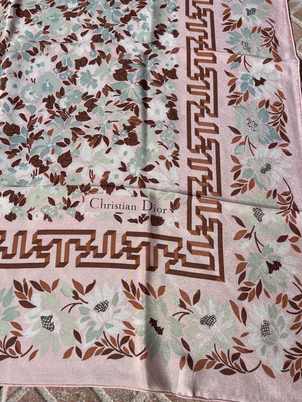 Dior Foulard & Sciarpe: Foulard Christian DIOR – Usato da La Croix (Lutry) venduto da Sporades 2